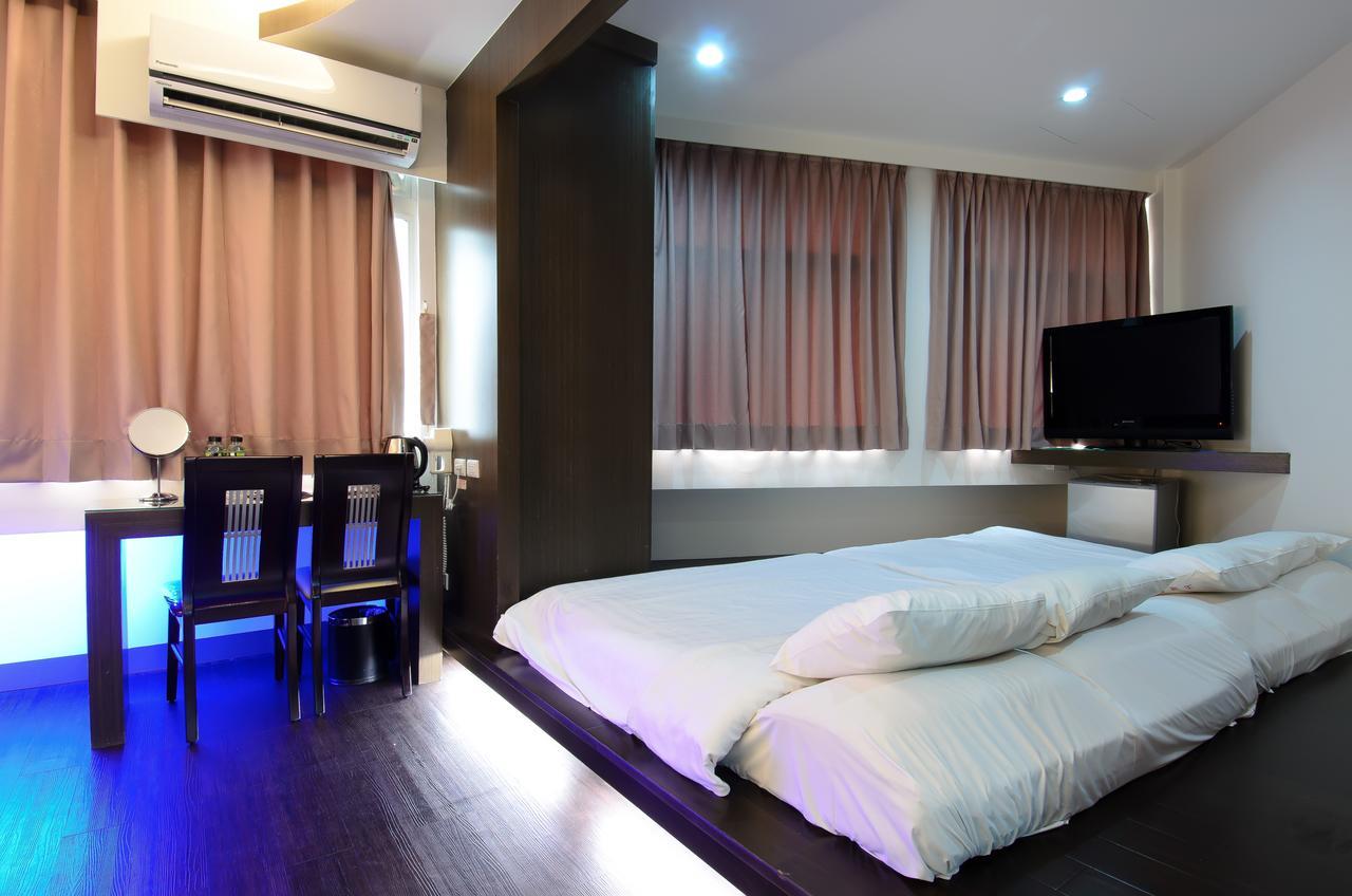Yuh-Tarng Hotel Манонг Екстериор снимка